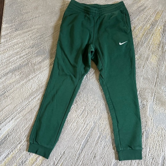 Nike Sportswear Club Fleece Joggers pull on green sweatpants medium - Picture 2 of 12